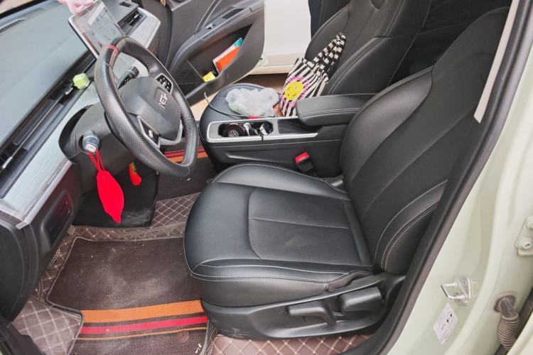 Used NETA V 2022 Chao 400 Lite Left Front Seat