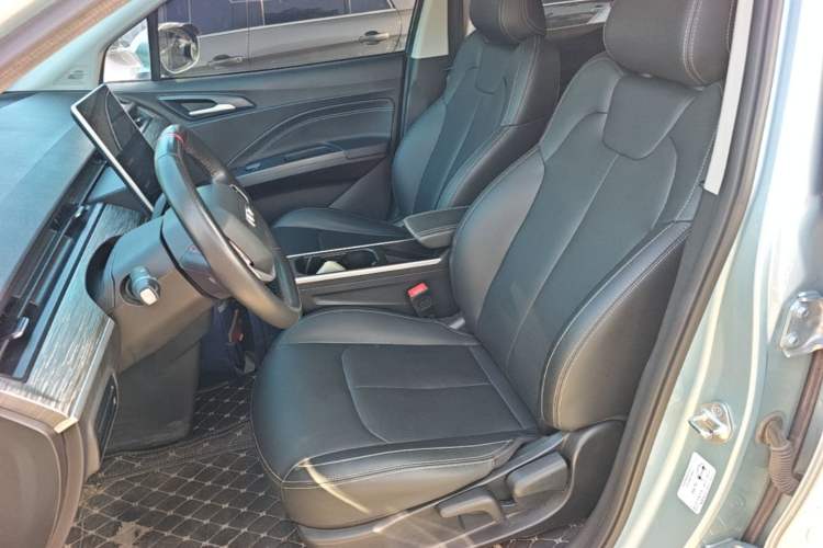 Used NETA V 2022 Chao 400 Lite Left Front Seat
