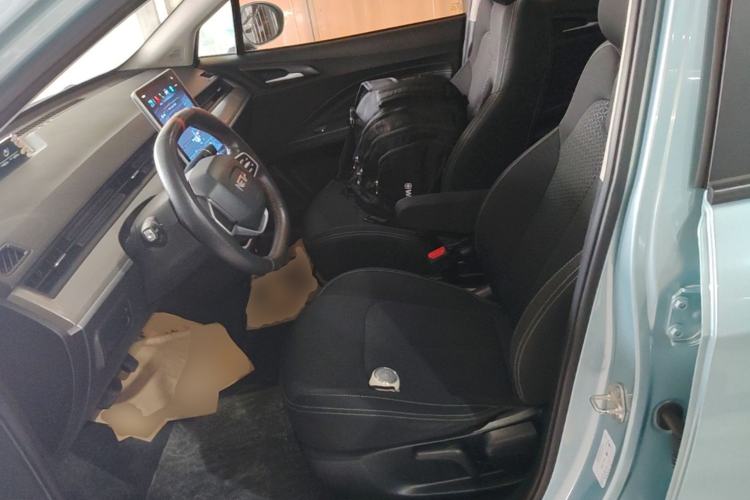Used NETA V 2022 Chao 300 Lite Ternary Lithium Left Front Seat