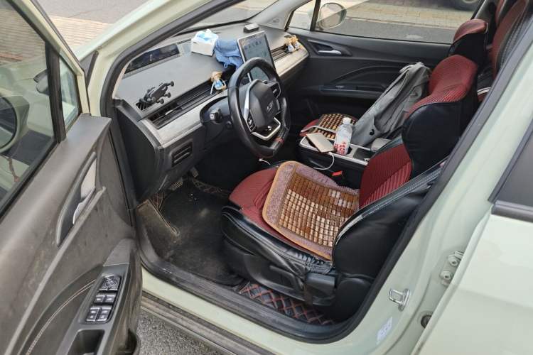 Used NETA V 2022 Chao 400 Lite Left Front Seat