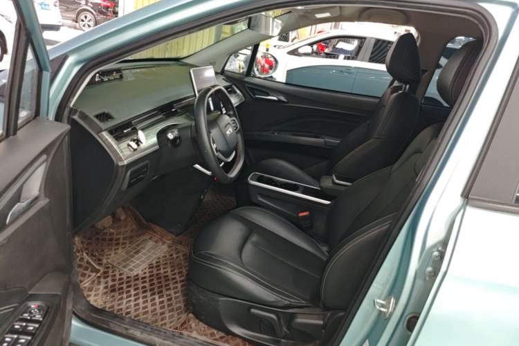 Used NETA V 2022 Chao 400 Lite Left Front Seat
