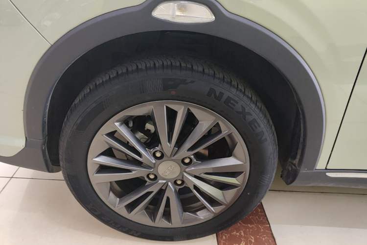 Used NETA V 2022 Chao 400 Lite Left Front Wheel Hub
