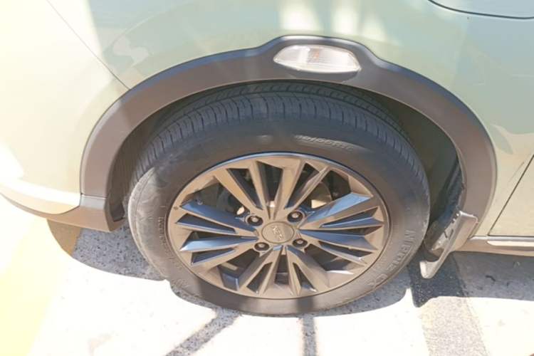 Used NETA V 2022 Chao 400 Lite Left Front Wheel Hub