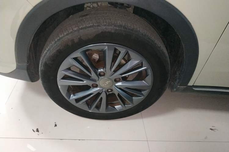 Used NETA V 2022 Chao 400 Lite Left Front Wheel Hub