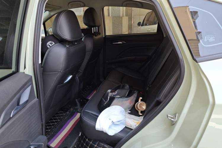 Used NETA V 2022 Chao 400 Lite Left Rear Seat