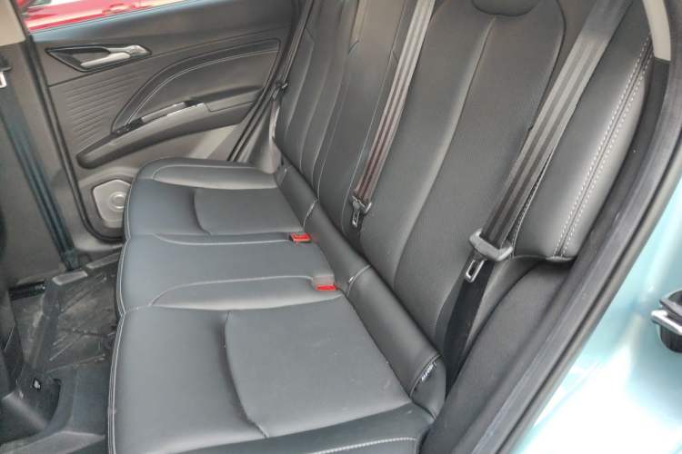 Used NETA V 2022 Chao 400 Lite Left Rear Seat