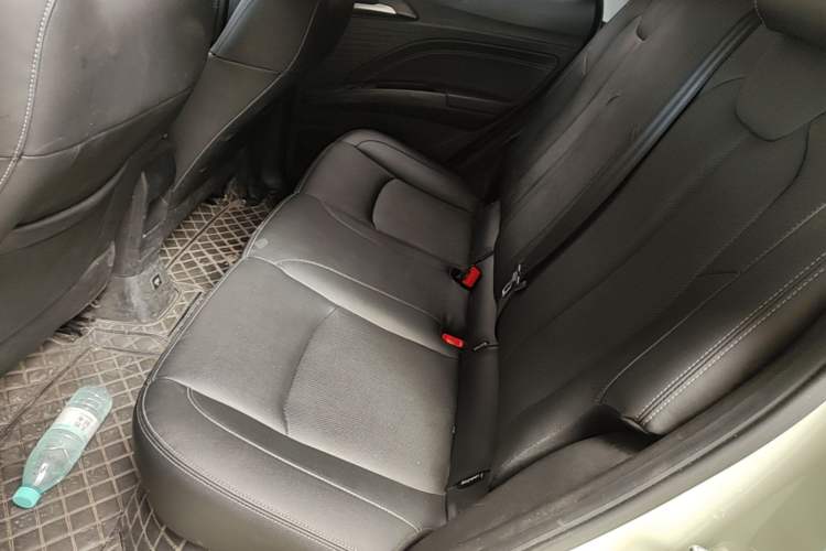 Used NETA V 2022 Chao 400 Lite Left Rear Seat
