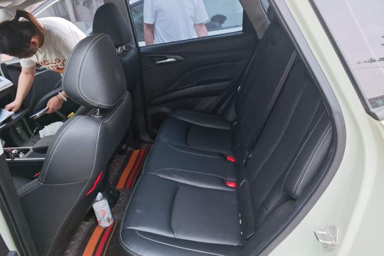 Used NETA V 2022 Chao 400 Lite Left Rear Seat
