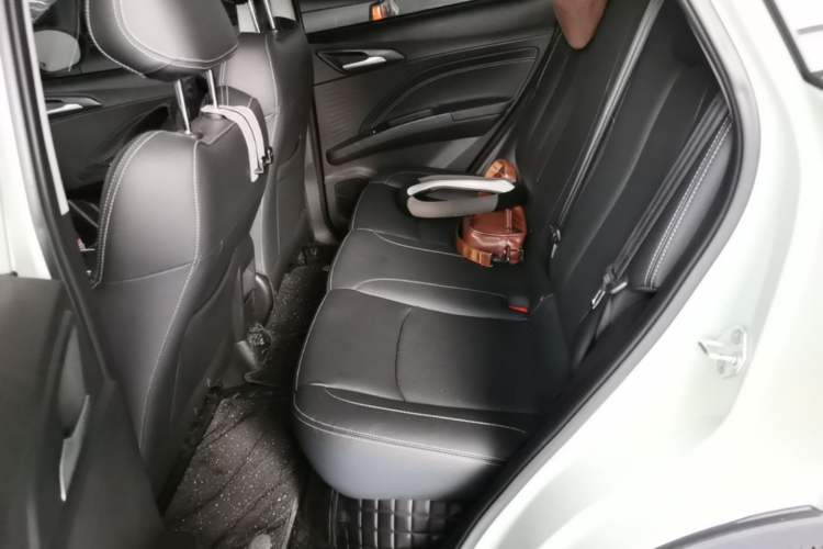 Used NETA V 2022 Chao 400 Lite Left Rear Seat