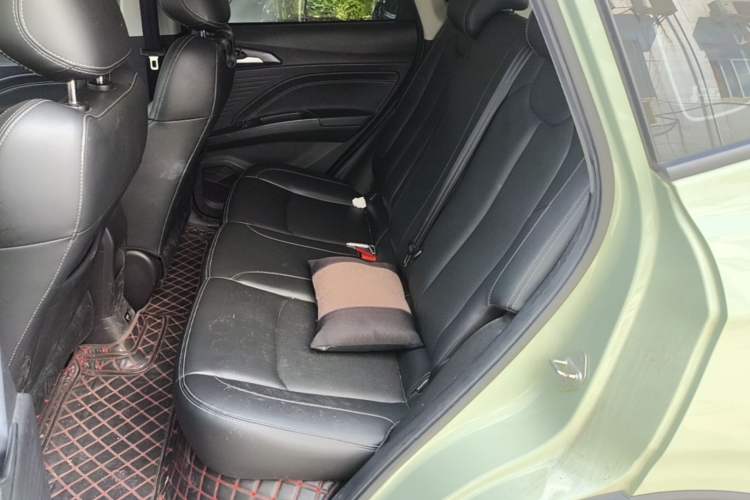 Used NETA V 2022 Chao 400 Lite Left Rear Seat