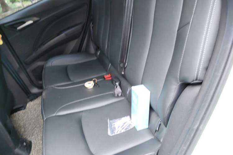 Used NETA V 2022 Chao 400 Lite Left Rear Seat