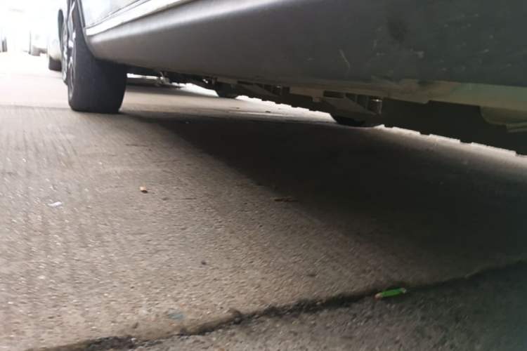 Used NETA V 2022 Chao 300 Lite Lithium Iron Phosphate Left Side Sill