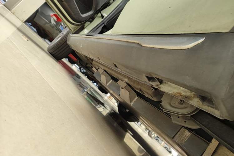 Used NETA V 2022 Chao 400 Lite Left Side Sill