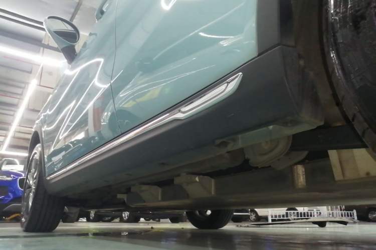 Used NETA V 2022 Chao 400 Lite Left Side Sill