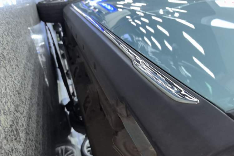 Used NETA V 2022 Chao 400 Lite Left Side Sill