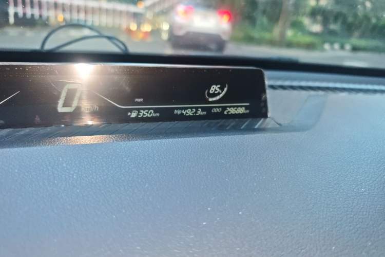 Used NETA V 2022 Chao 400 Pro Odometer Close Up
