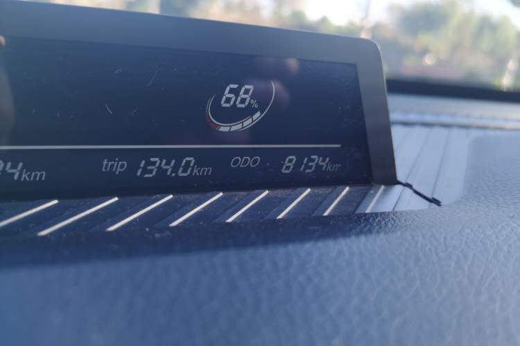 Used NETA V 2022 Chao 400 Lite Odometer Close Up