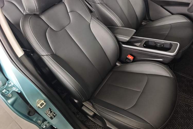 Used NETA V 2022 Chao 400 Lite Right Front Seat
