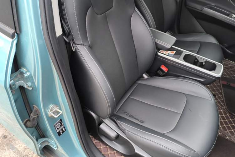 Used NETA V 2022 Chao 400 Lite Right Front Seat