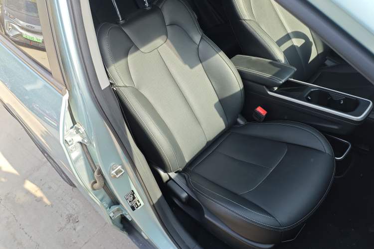 Used NETA V 2022 Chao 400 Right Front Seat