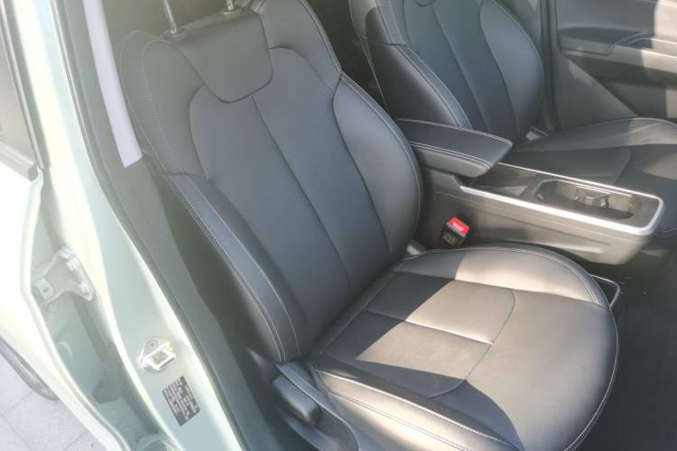 Used NETA V 2022 Chao 400 Lite Right Front Seat