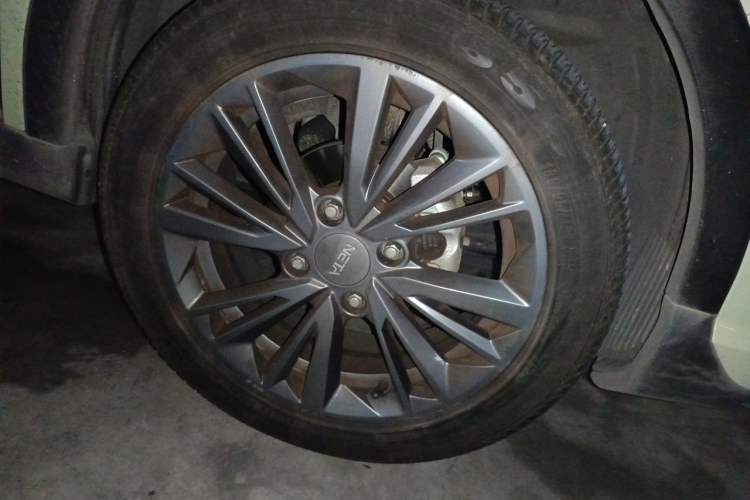 Used NETA V 2022 Chao 400 Lite Right Front Wheel Hub