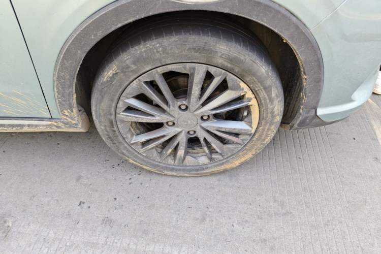 Used NETA V 2022 Chao 400 Lite Right Front Wheel Hub
