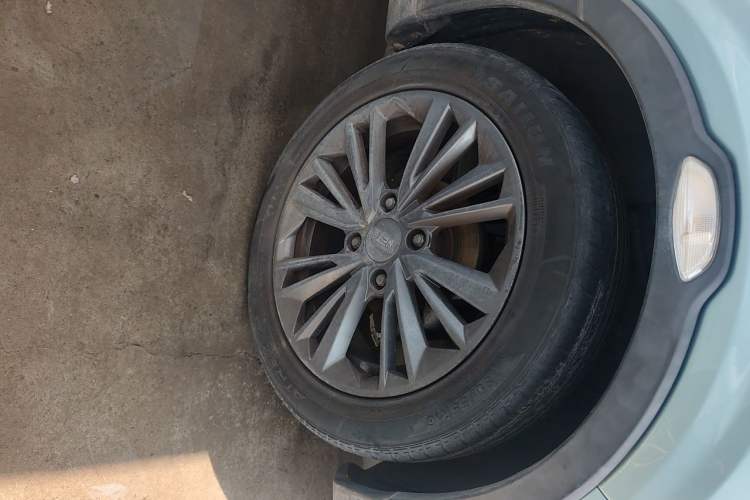 Used NETA V 2022 Chao 400 Right Front Wheel Hub