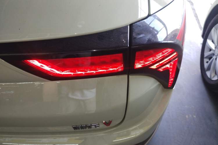 Used NETA V 2022 Chao 400 Lite Right Rear Taillight