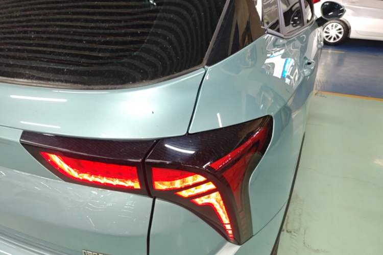Used NETA V 2022 Chao 400 Lite Right Rear Taillight