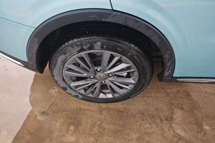 Used NETA V 2022 Chao 400 Lite Right Rear Wheel Hub