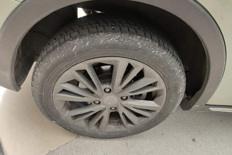Used NETA V 2022 Chao 400 Lite Right Rear Wheel Hub