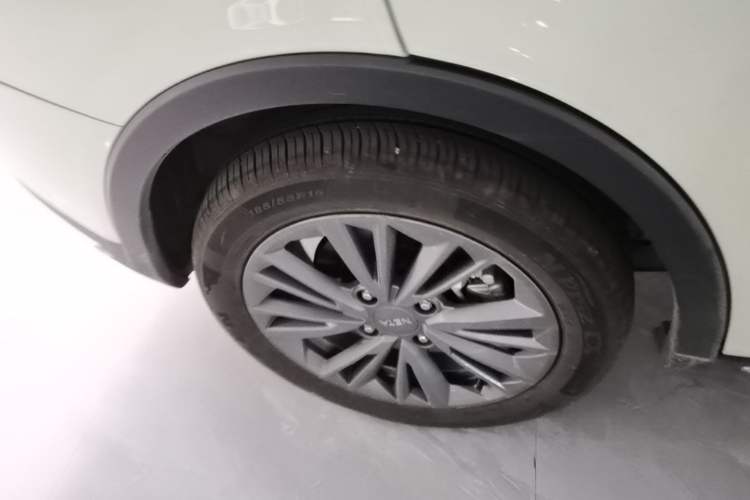 Used NETA V 2022 Chao 400 Lite Right Rear Wheel Hub