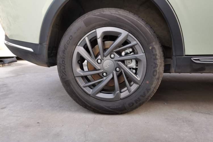 Used NETA V 2022 Chao 300 Lite Lithium Iron Phosphate Right Rear Wheel Hub