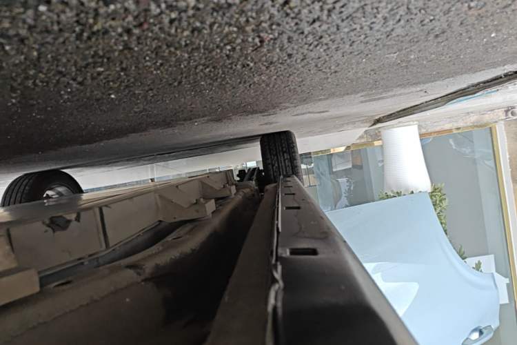 Used NETA V 2022 Chao 400 Lite Right Side Sill