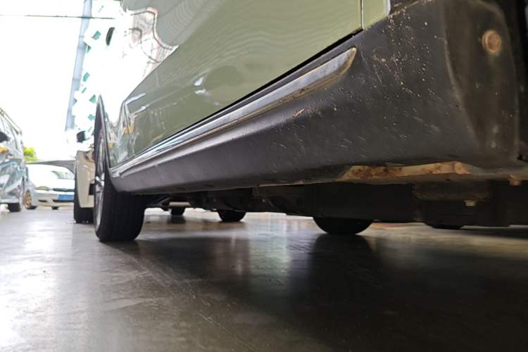 Used NETA V 2022 Chao 400 Lite Right Side Sill