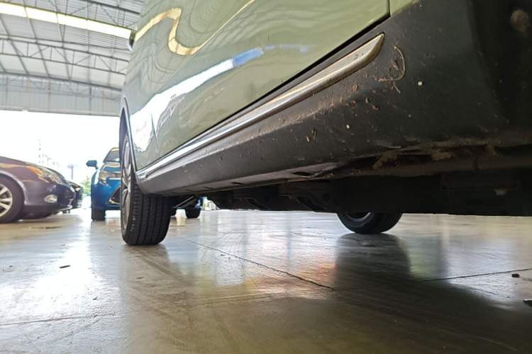 Used NETA V 2022 Chao 400 Lite Right Side Sill