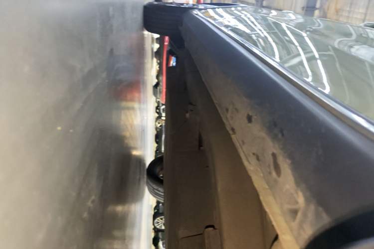 Used NETA V 2022 Chao 400 Pro Right Side Sill
