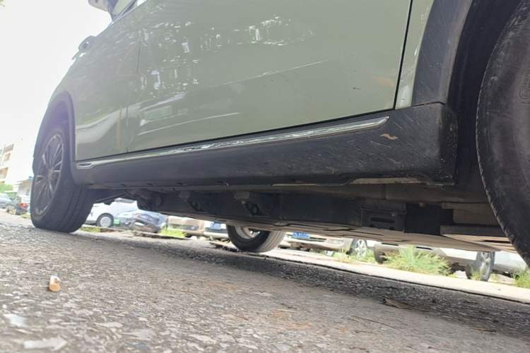 Used NETA V 2022 Chao 400 Lite Right Side Sill