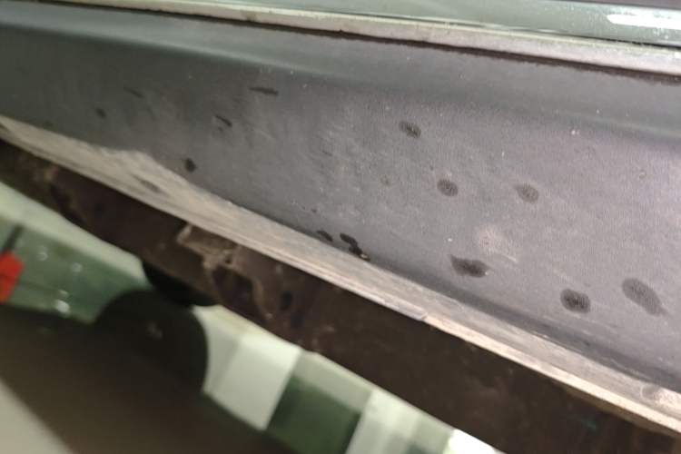Used NETA V 2022 Chao 400 Lite Right Side Sill