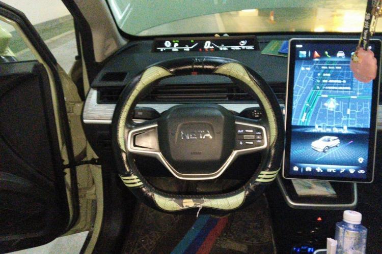 Used NETA V 2022 Chao 300 Lite Ternary Lithium Steering Wheel