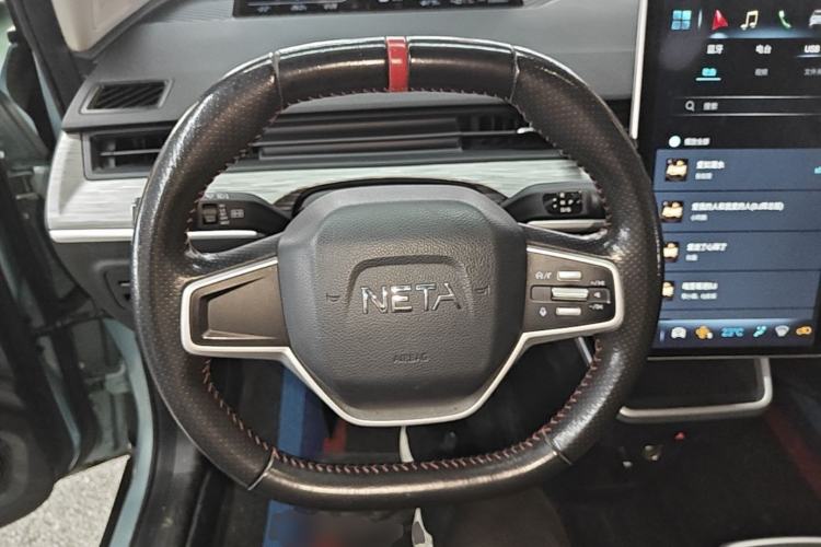 Used NETA V 2022 Chao 300 Lite Lithium Iron Phosphate Steering Wheel