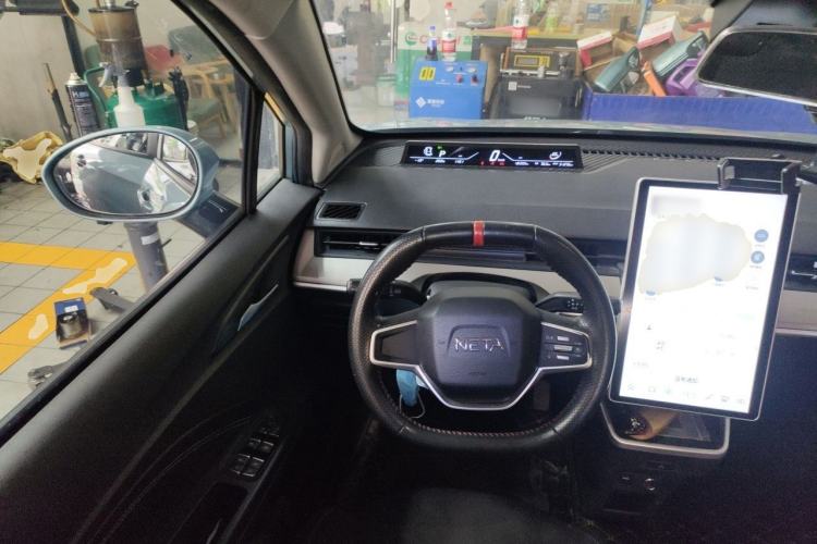 Used NETA V 2022 Standard Range Industry Custom Edition Steering Wheel
