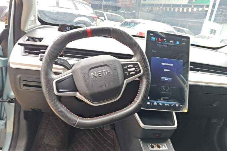 Used NETA V 2022 Standard Range Industry Custom Edition Steering Wheel