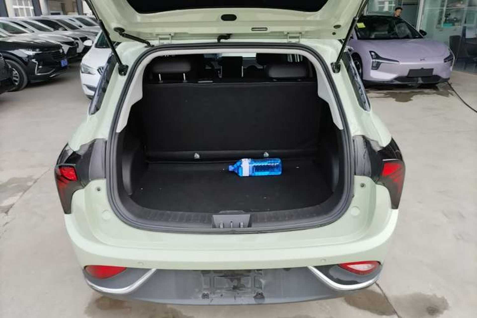 Used NETA V 2022 Chao 400 Lite Trunk