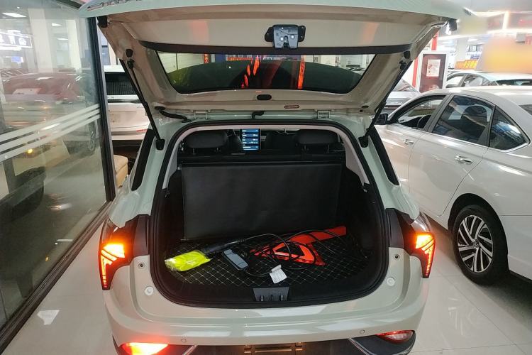 Used NETA V 2022 Chao 400 Lite Trunk