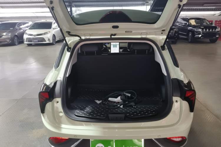 Used NETA V 2022 Chao 400 Lite Trunk