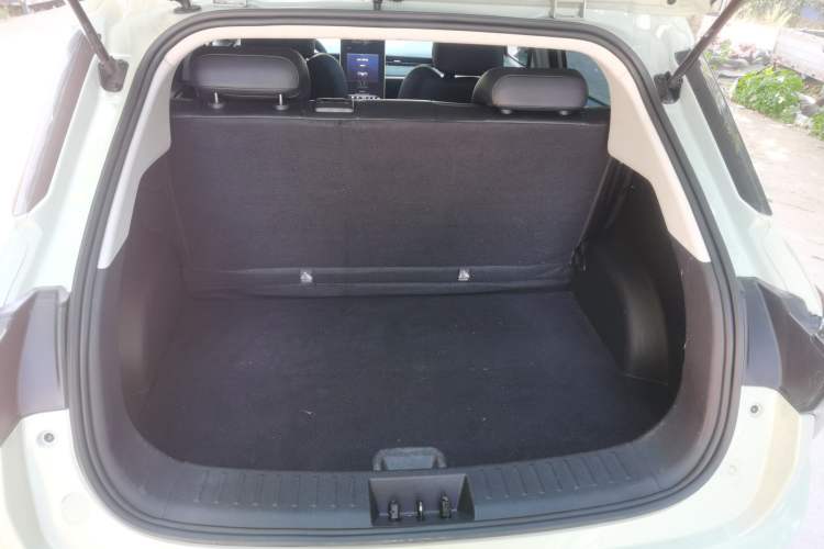 Used NETA V 2022 Chao 300 Lite Ternary Lithium Trunk