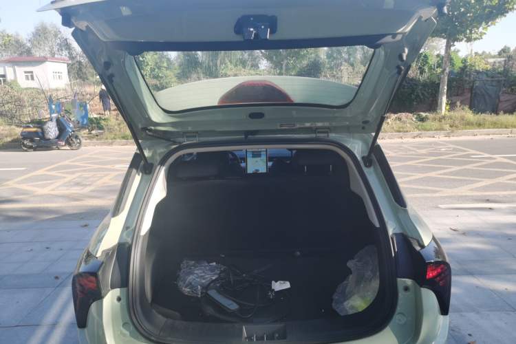 Used NETA V 2022 Chao 400 Lite Trunk