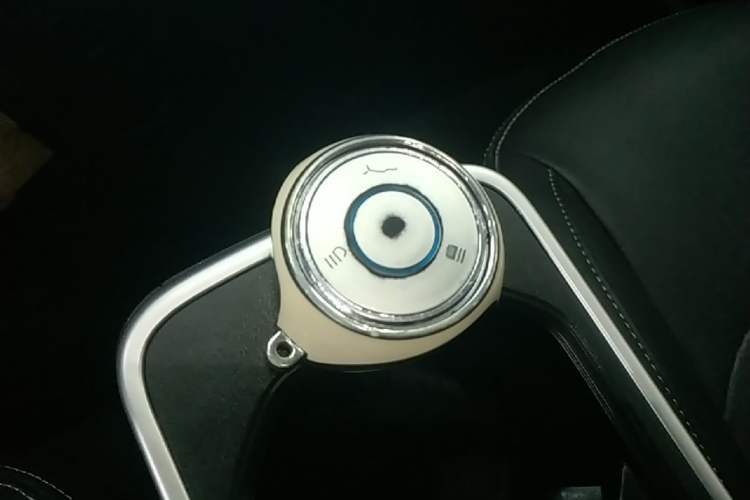 Used NETA V 2022 Chao 300 Lite Lithium Iron Phosphate Vehicle Key